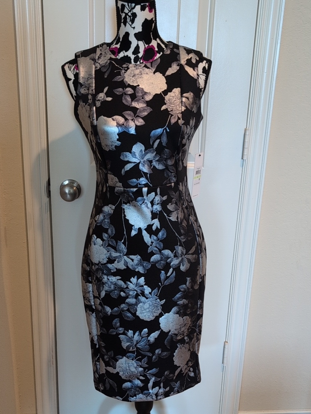 Black Floral Metallic Sheath Dress - Elegant Occasion Wear